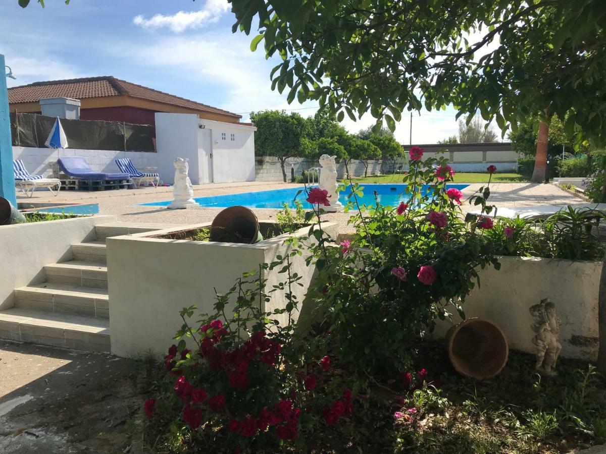 Villa Pilonga Dos Hermanas Exterior foto